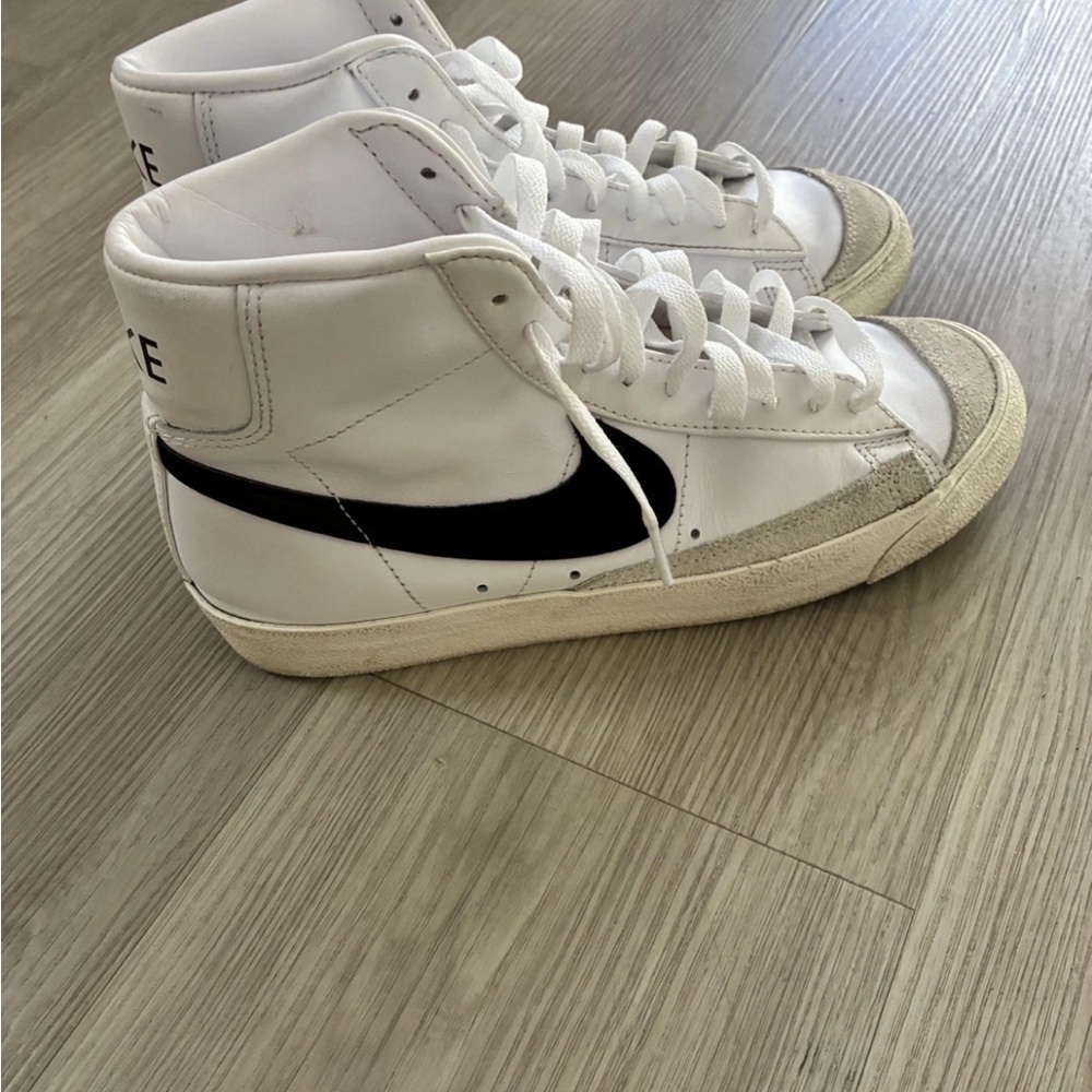 Nike Women's Blazer High Top White and Black Sneakers - Picture 3 of 6